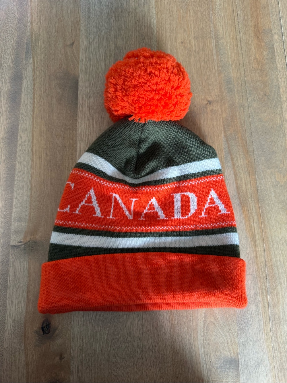 Canada Goose Pom Pom Beanie Hat in Orange and Green - Canada Knit